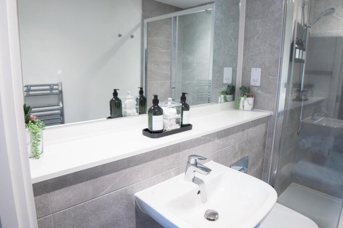 Luxury Mcr 2Bed,2Bath Apartment- Central Location! Манчестер Экстерьер фото